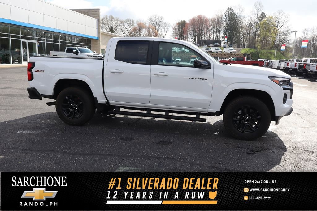 New 2026 Chevrolet Colorado Z71 w/ Midnight Edition AWD/4WD image 1
