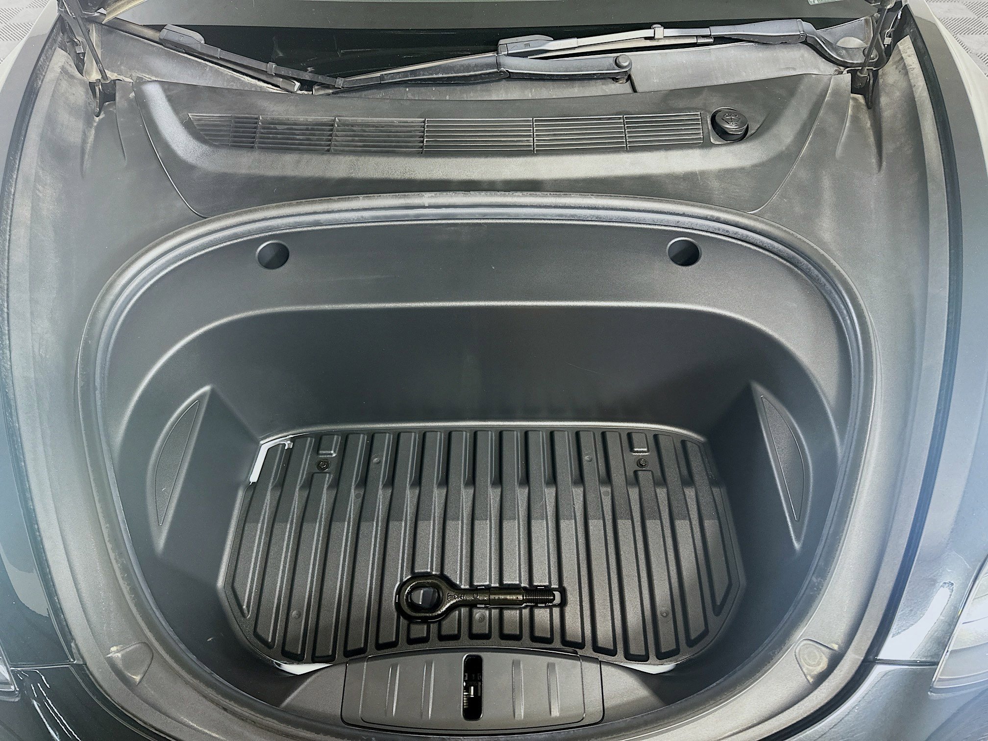 Used 2022 Tesla Model 3 Standard Range image 34