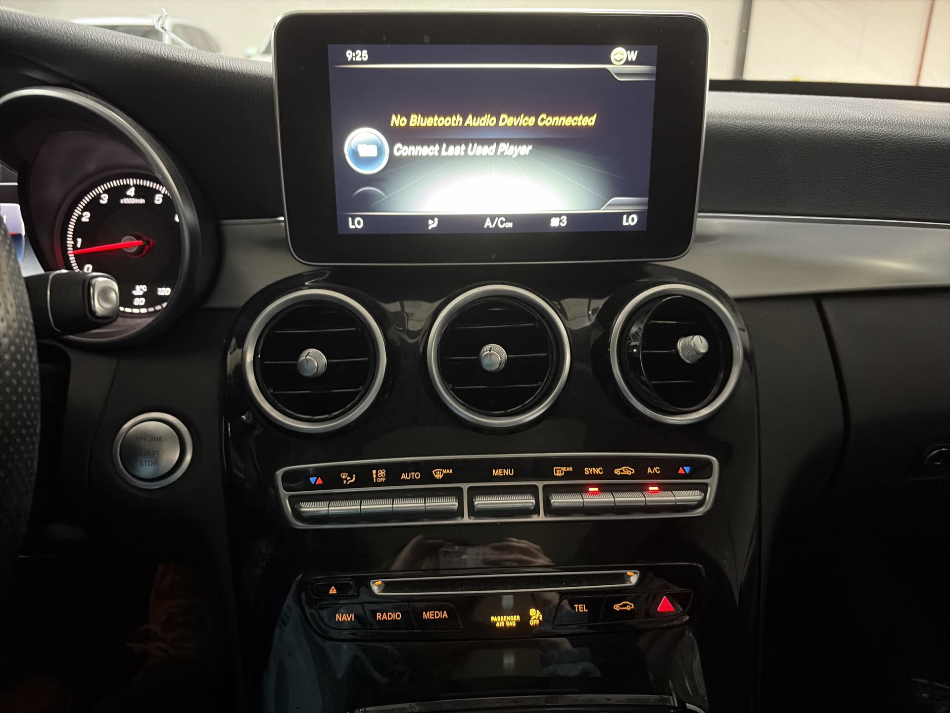 Used 2016 Mercedes-Benz C 300 4MATIC Sedan image 14