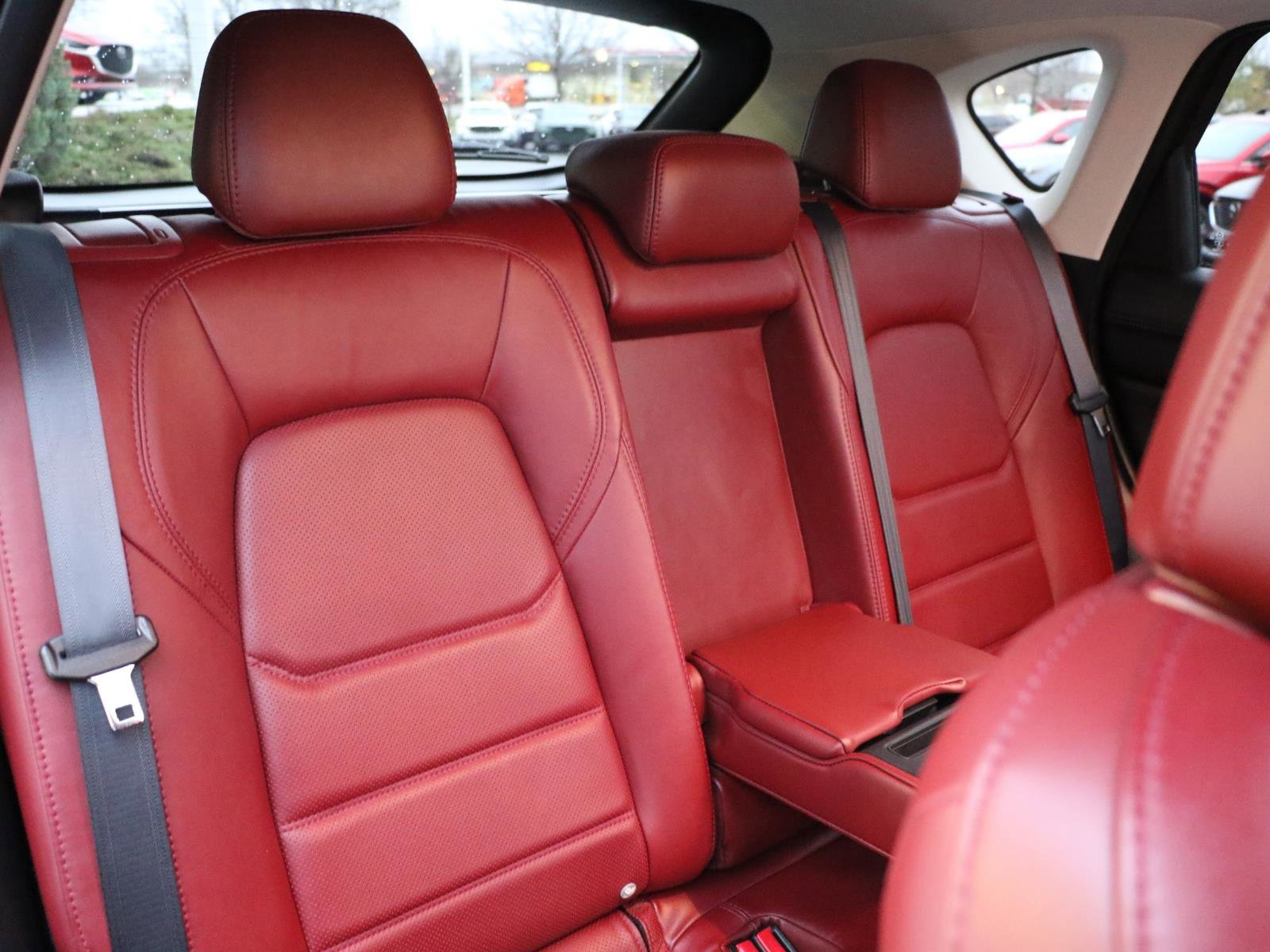 Certified 2025 MAZDA CX-5 Carbon Edition image 9