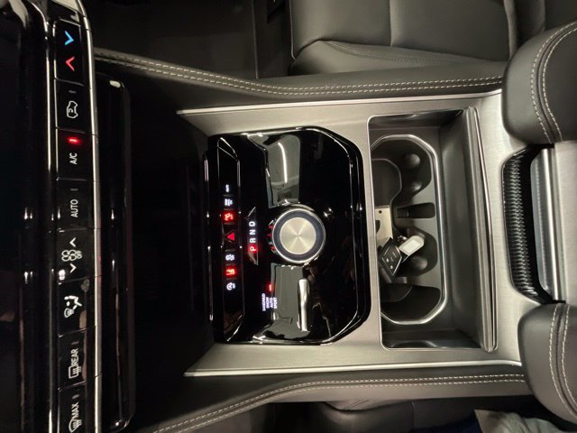 New 2026 Jeep Grand Wagoneer L 4WD image 21