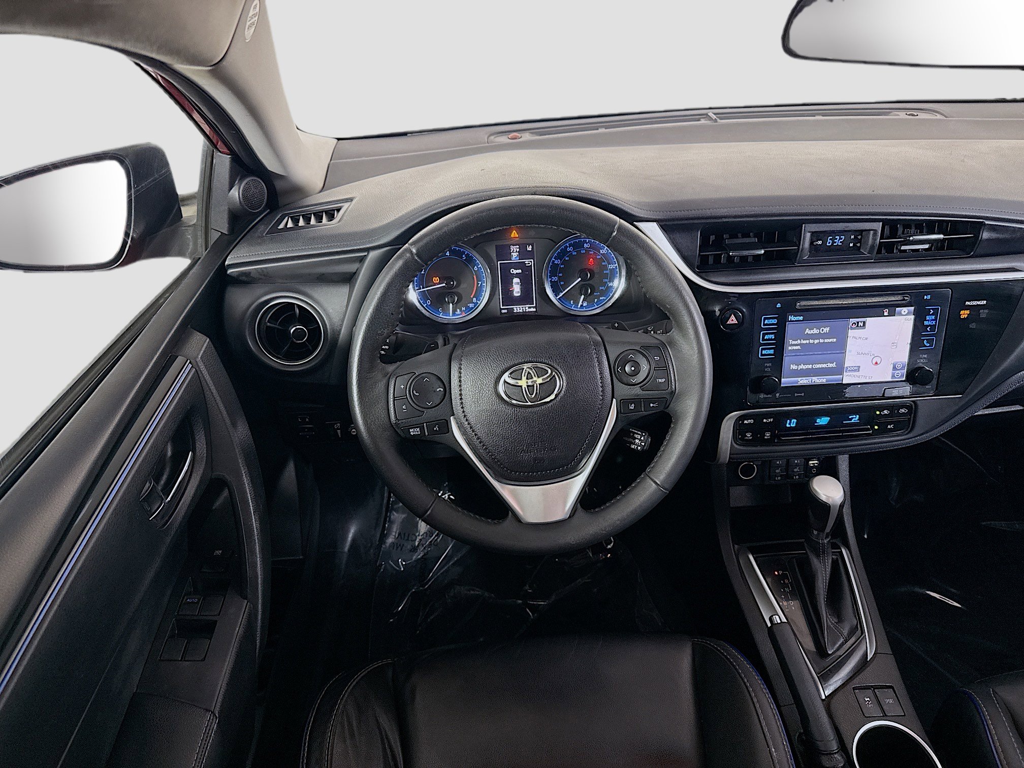 Used 2017 Toyota Corolla XSE image 17
