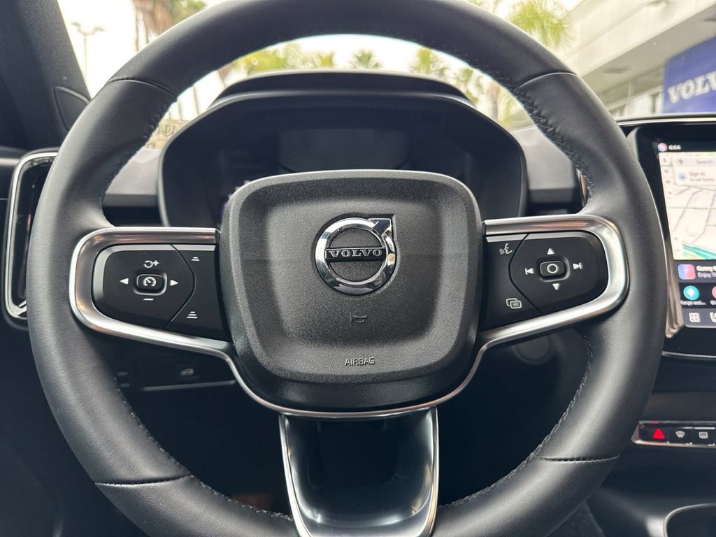 Certified 2023 Volvo XC40 Recharge Ultimate AWD/4WD image 22
