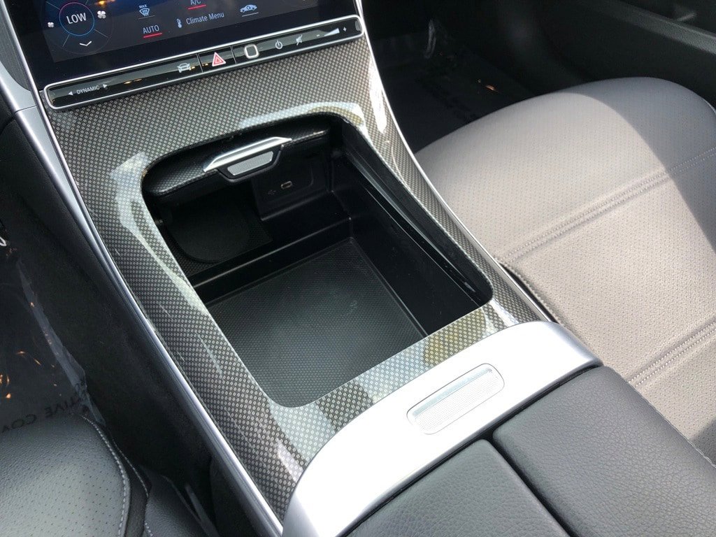 Used 2023 Mercedes-Benz C 300 4MATIC Sedan image 29