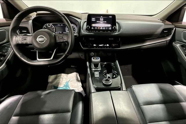 Used 2021 Nissan Rogue SV image 7