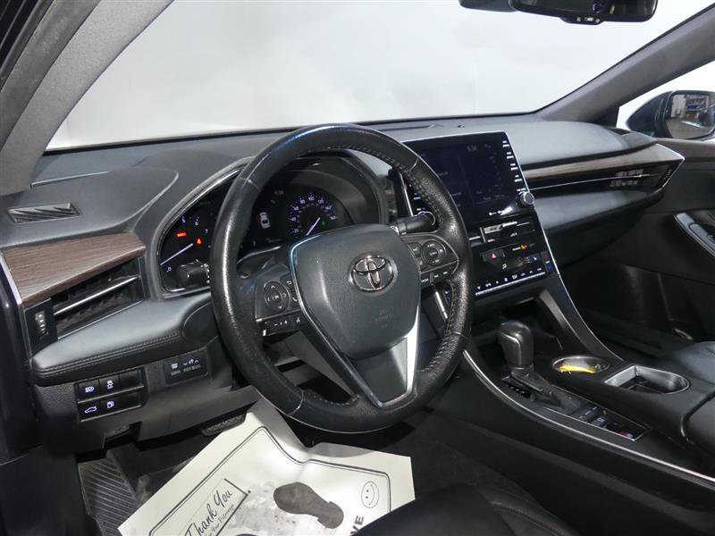 Used 2021 Toyota Avalon XLE FWD image 22