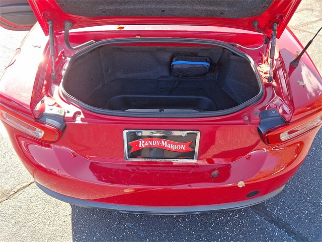 Used 2019 FIAT 124 Spider Lusso w/ Navigation & Sound Group image 29