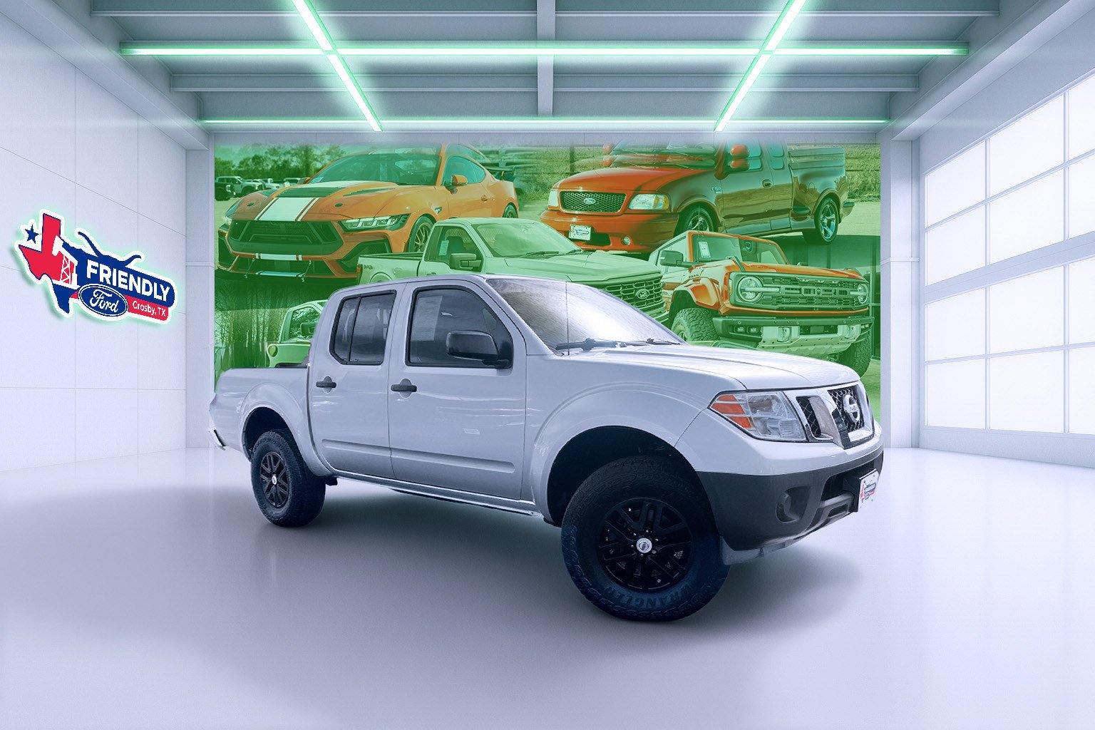Used 2019 Nissan Frontier SV image 1