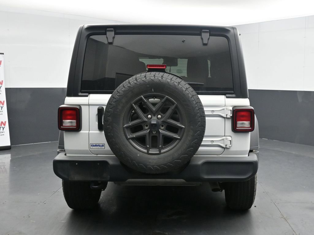 Used 2024 Jeep Wrangler Sport S image 8