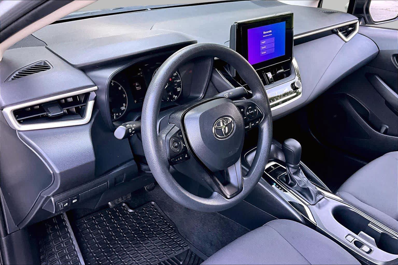 Used 2023 Toyota Corolla LE FWD image 16