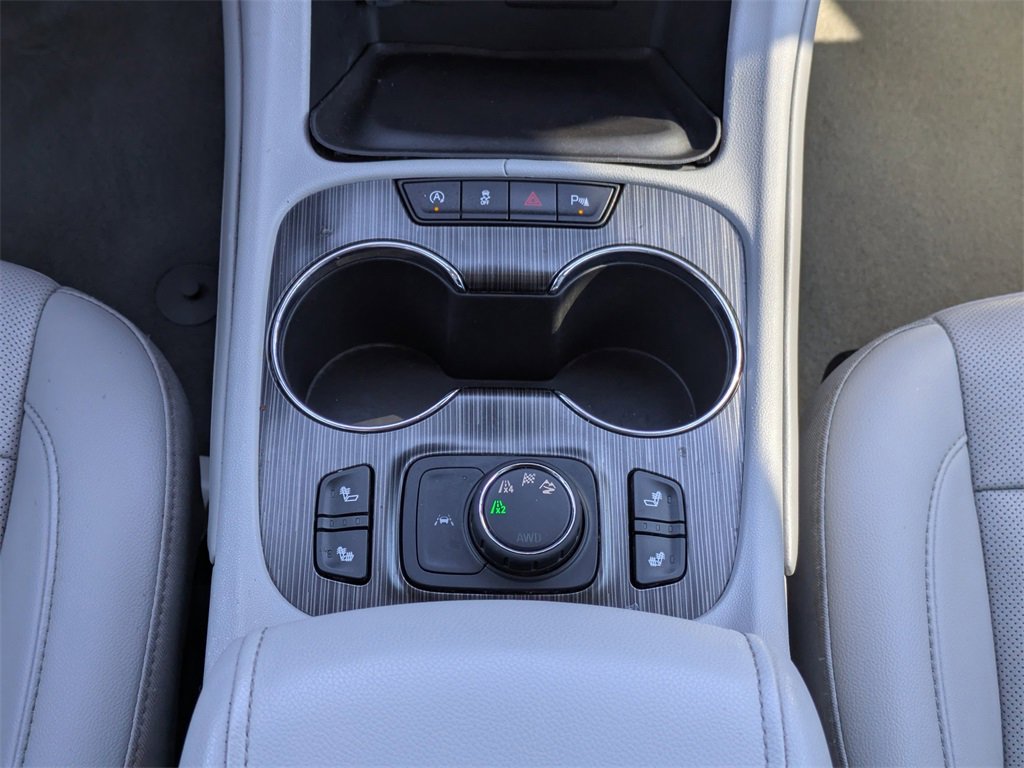 Used 2023 GMC Acadia SLT image 21