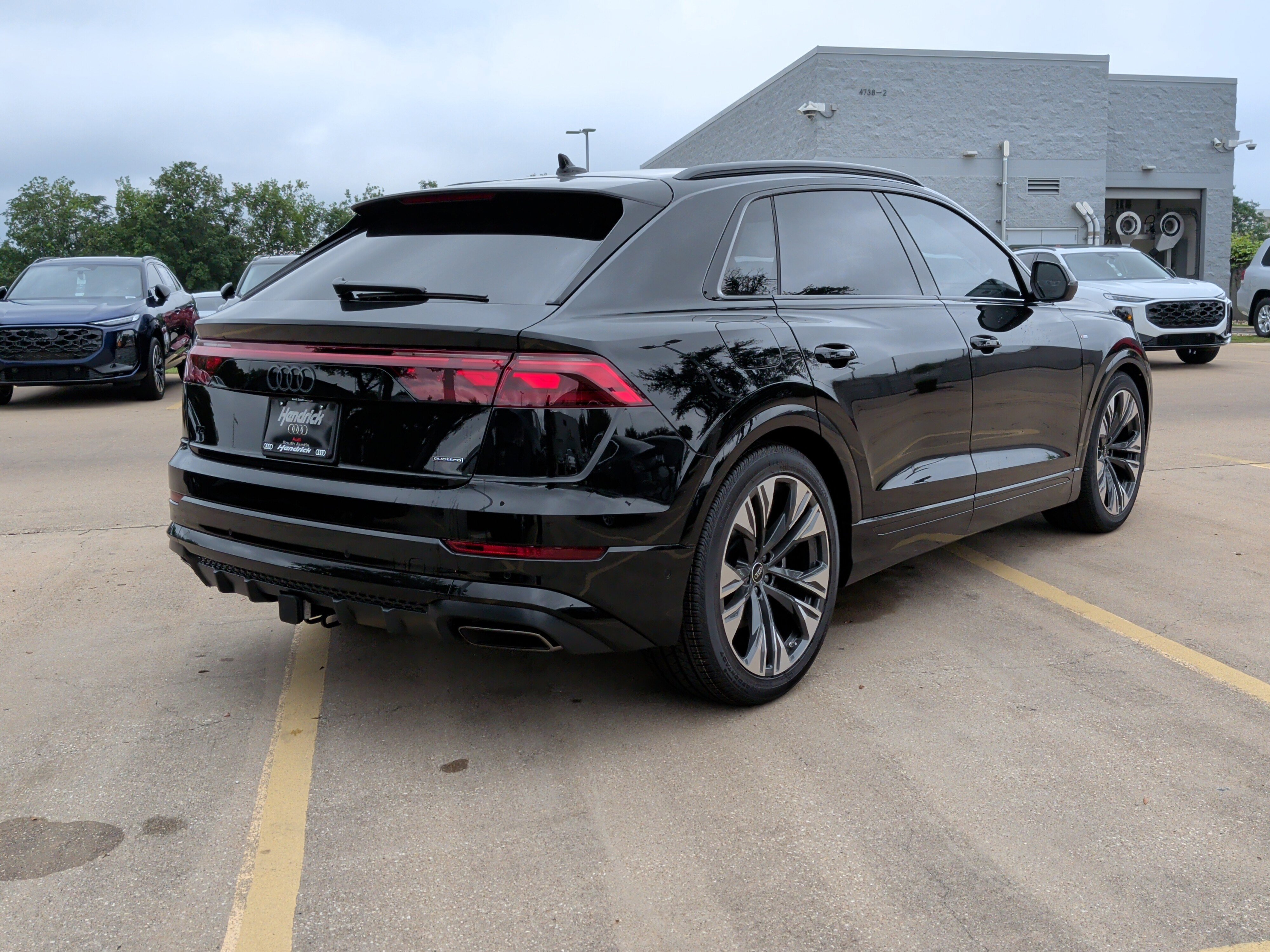 Used 2026 Audi Q8 Prestige AWD/4WD image 9