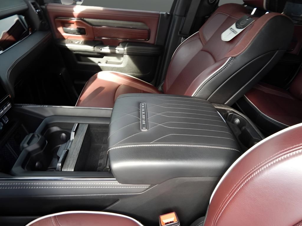 Used 2025 RAM 3500 Limited image 21