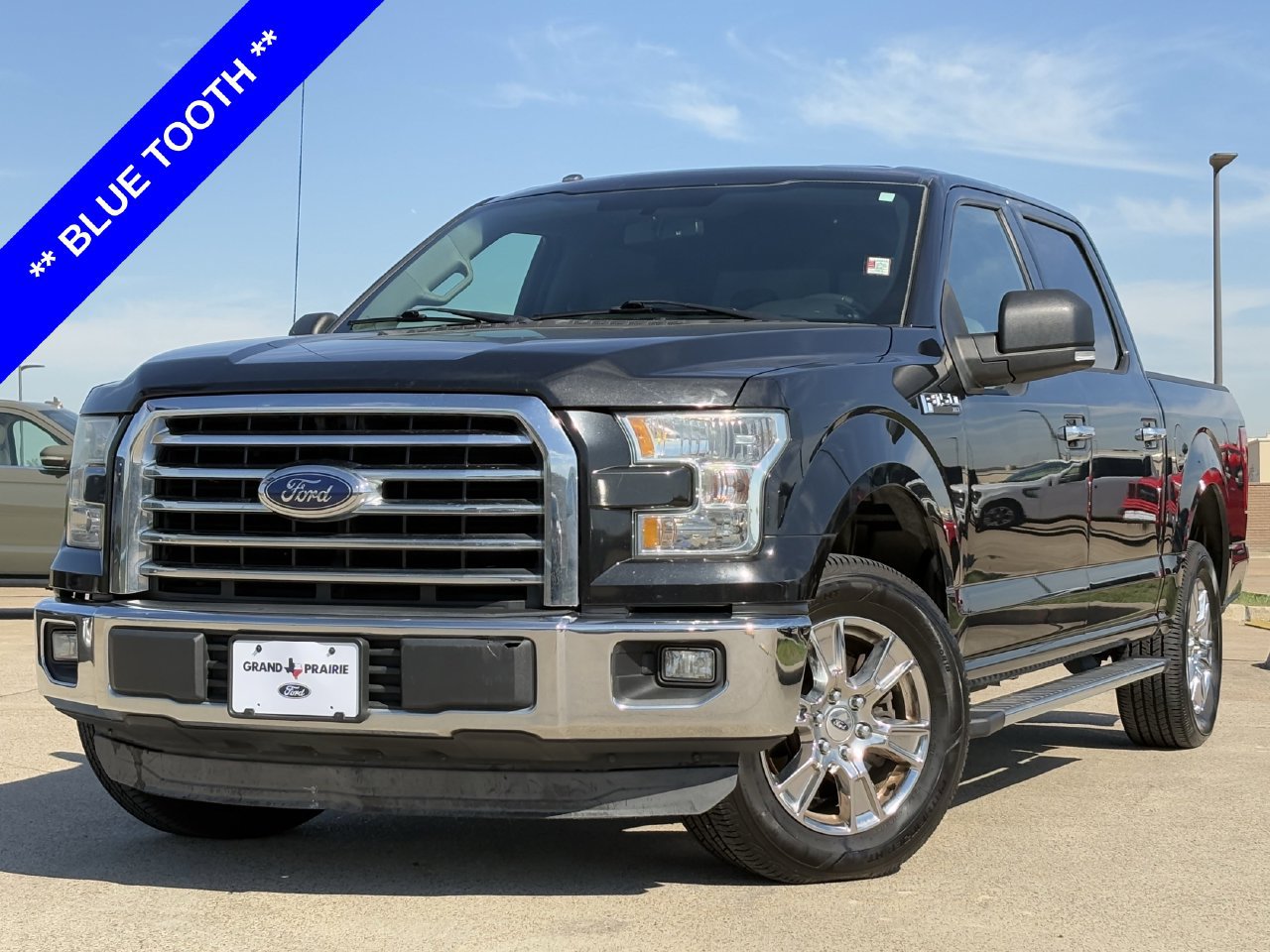 Used 2015 Ford F150 XLT w/ Equipment Group 302A Luxury RWD image 2
