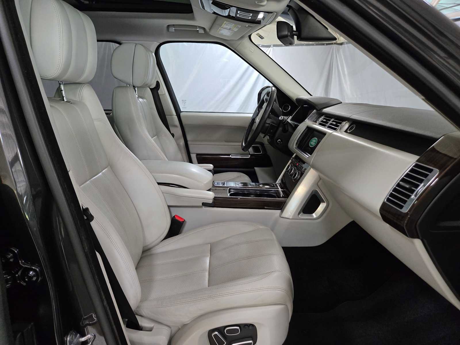 Used 2014 Land Rover Range Rover Long Wheelbase Supercharged AWD/4WD image 11