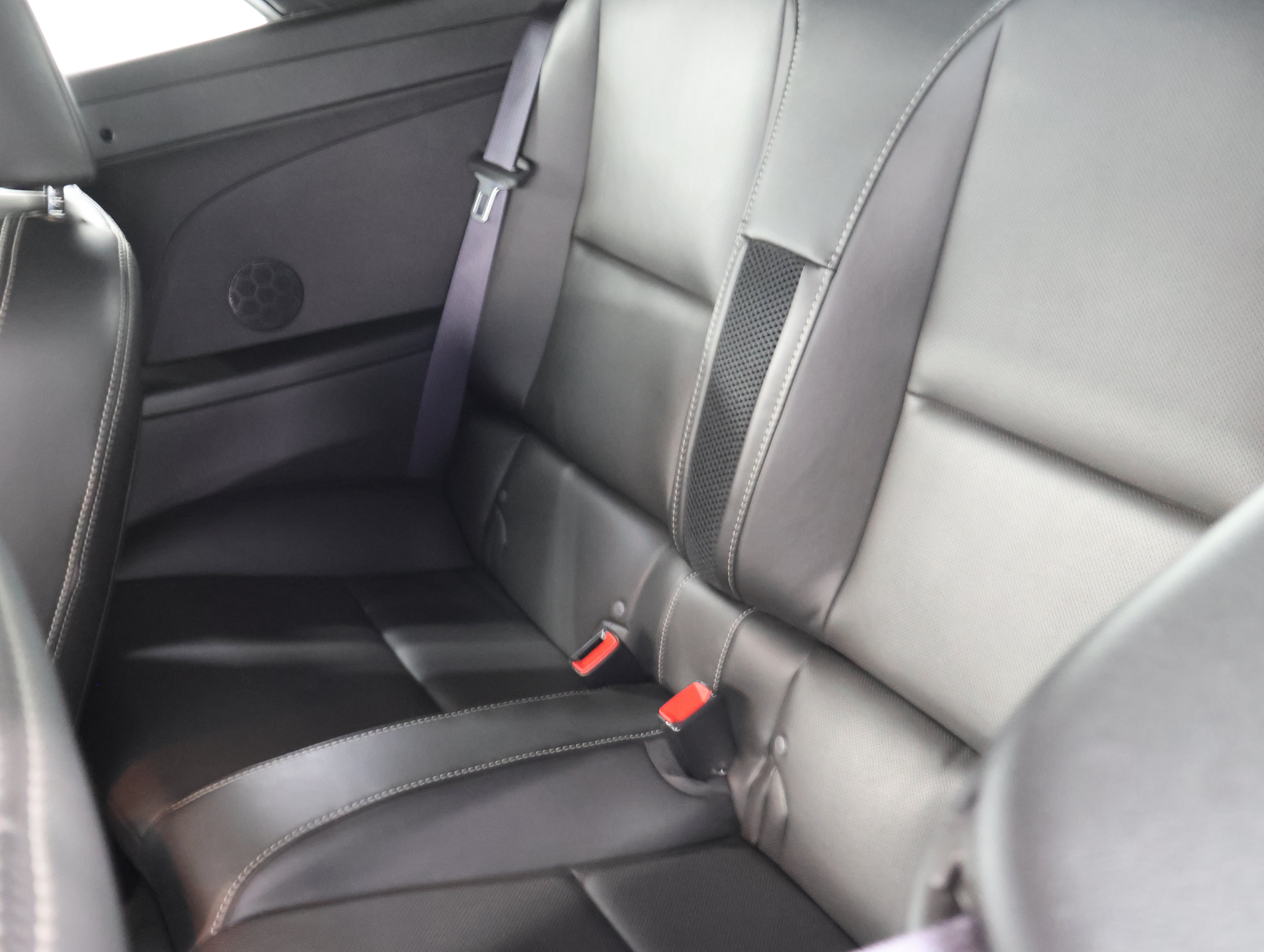 Used 2014 Chevrolet Camaro SS w/ RS Package RWD image 9