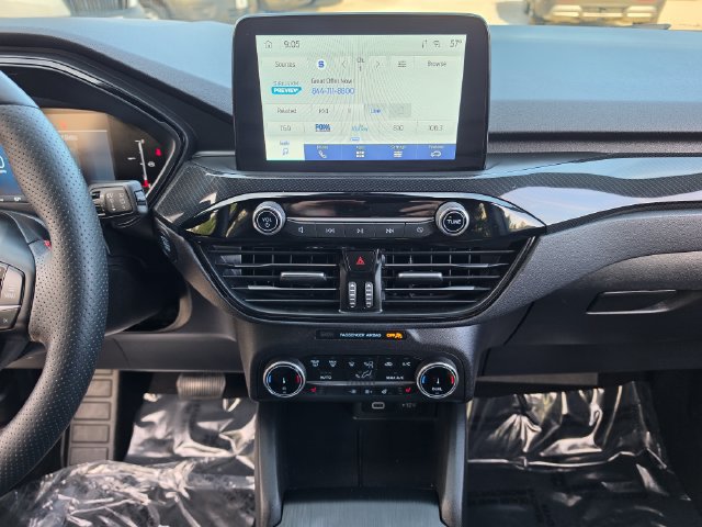 Used 2025 Ford Escape ST-Line Select AWD/4WD image 25