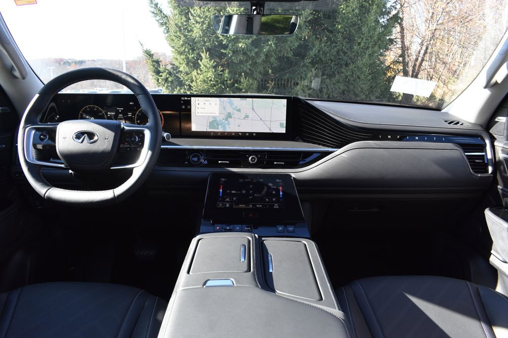 New 2025 INFINITI QX80 Luxe image 13