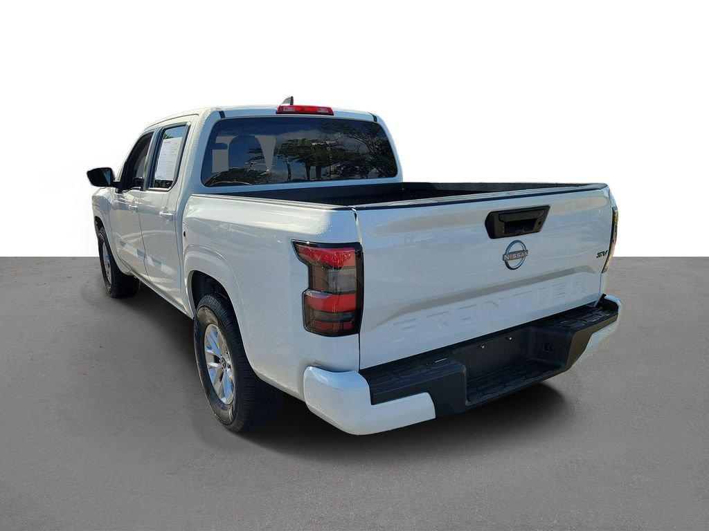 Certified 2024 Nissan Frontier SV RWD image 4