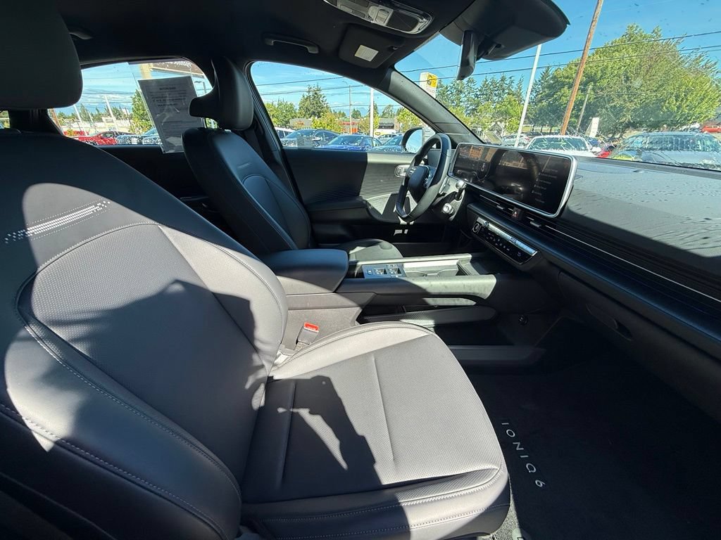 Certified 2025 Hyundai Ioniq 6 SEL AWD/4WD image 18