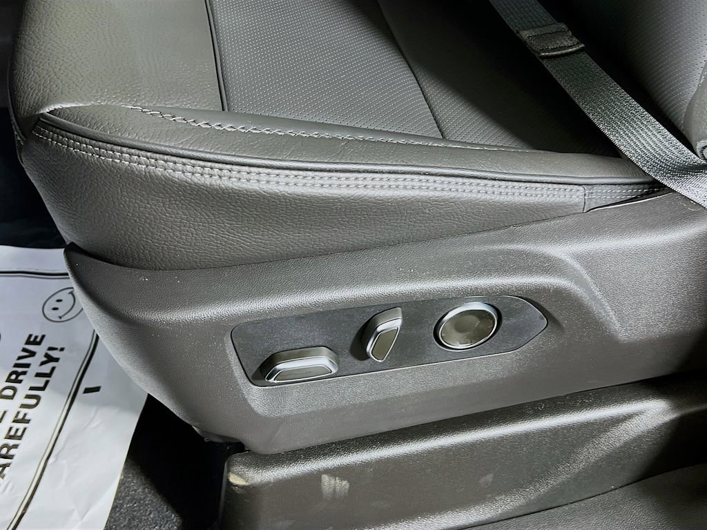 New 2026 GMC Yukon XL Denali image 15