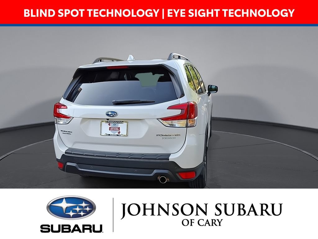 Used 2023 Subaru Forester Limited AWD/4WD image 3