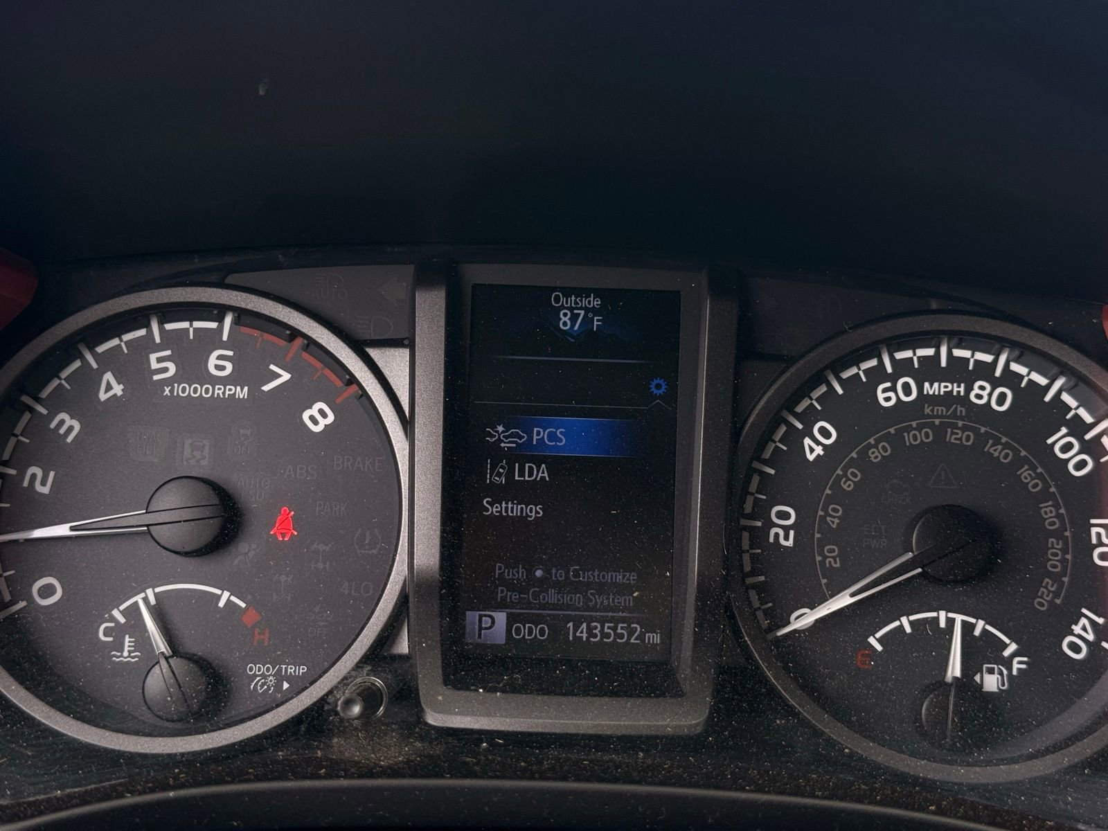 Used 2019 Toyota Tacoma TRD Off-Road image 40