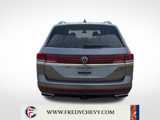 Used 2024 Volkswagen Atlas SE AWD/4WD image 6