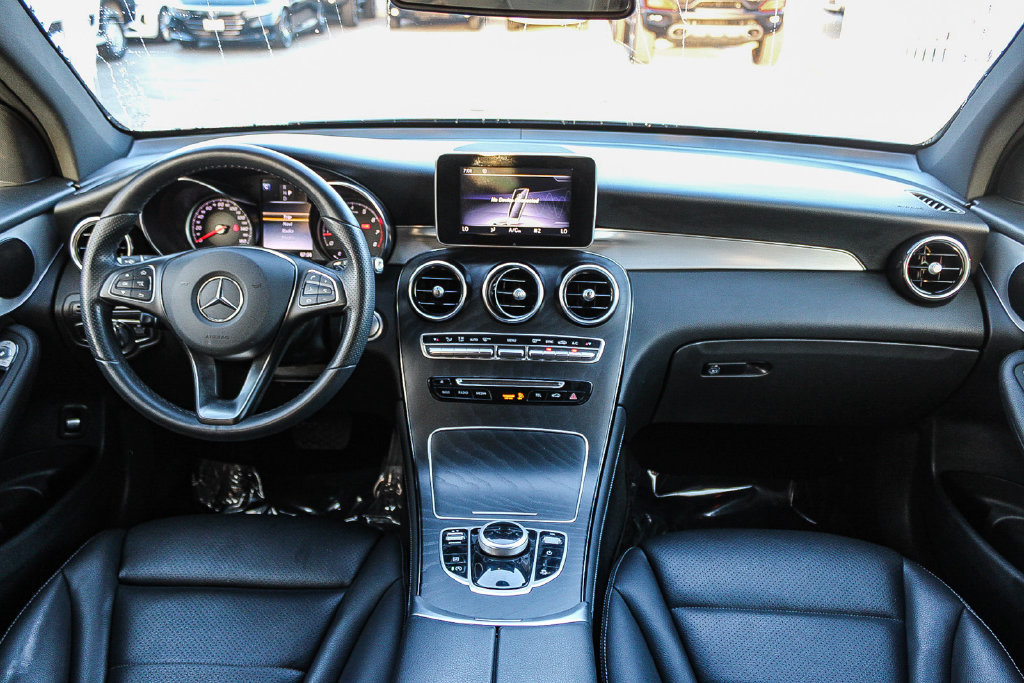 Used 2019 Mercedes-Benz GLC 300 image 13