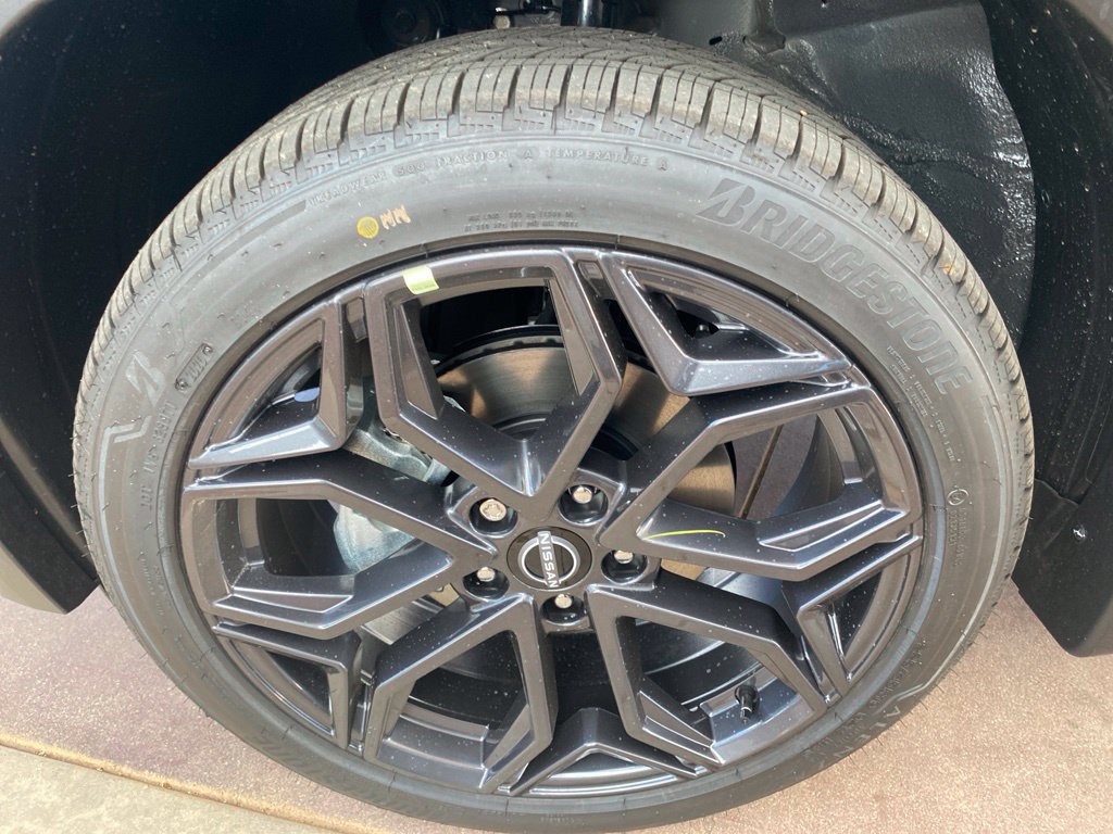 New 2027 Nissan Kicks SR w/ SR Premium Package FWD image 31