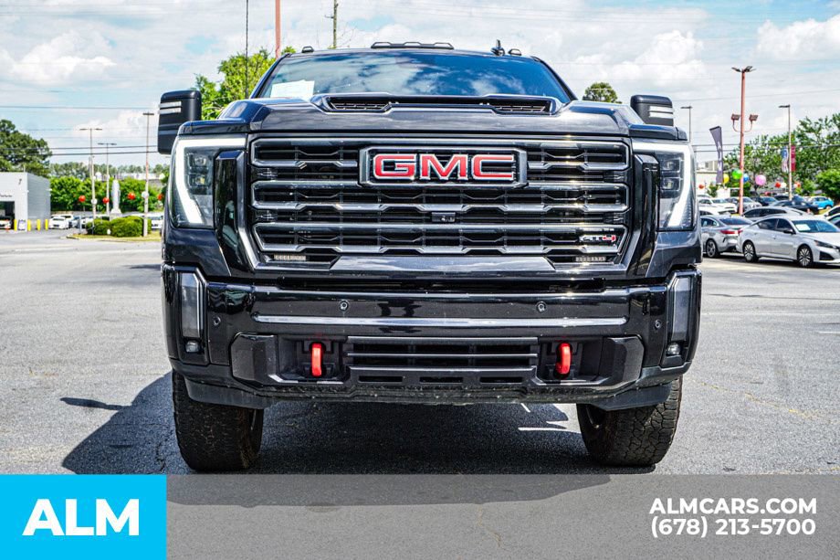 Used 2024 GMC Sierra 2500 AT4 w/ Technology Package AWD/4WD image 10