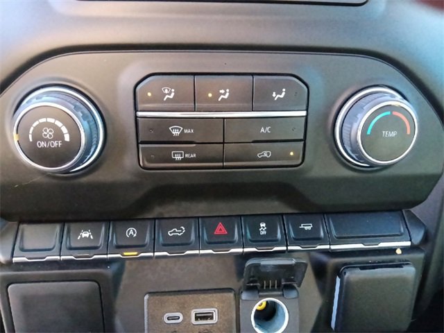 Used 2024 Chevrolet Silverado 1500 Custom image 21