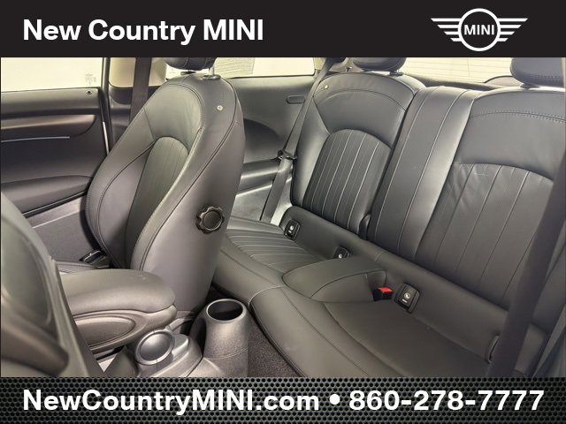 Used 2024 MINI Cooper SE w/ Signature Upholstery Package image 14