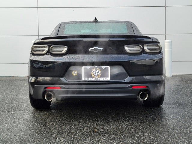 Used 2021 Chevrolet Camaro LT w/ RS Package image 9