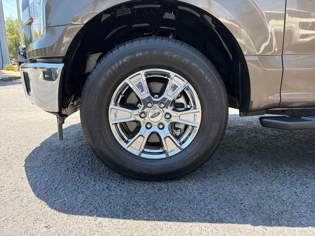 Used 2017 Ford F150 XLT w/ Equipment Group 302A Luxury AWD/4WD image 30