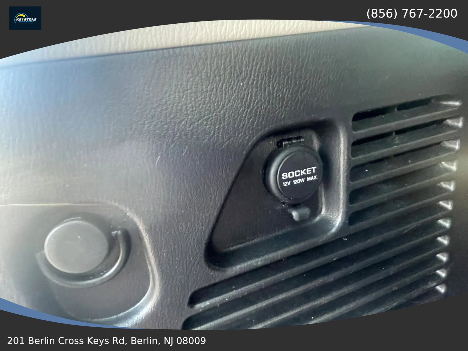 Used 2017 Nissan Armada SL w/ Technology Package image 35