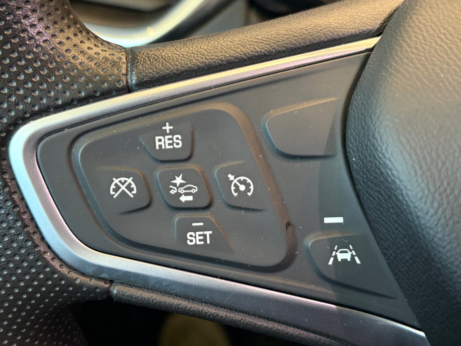 Used 2022 Chevrolet Equinox LT AWD/4WD image 20