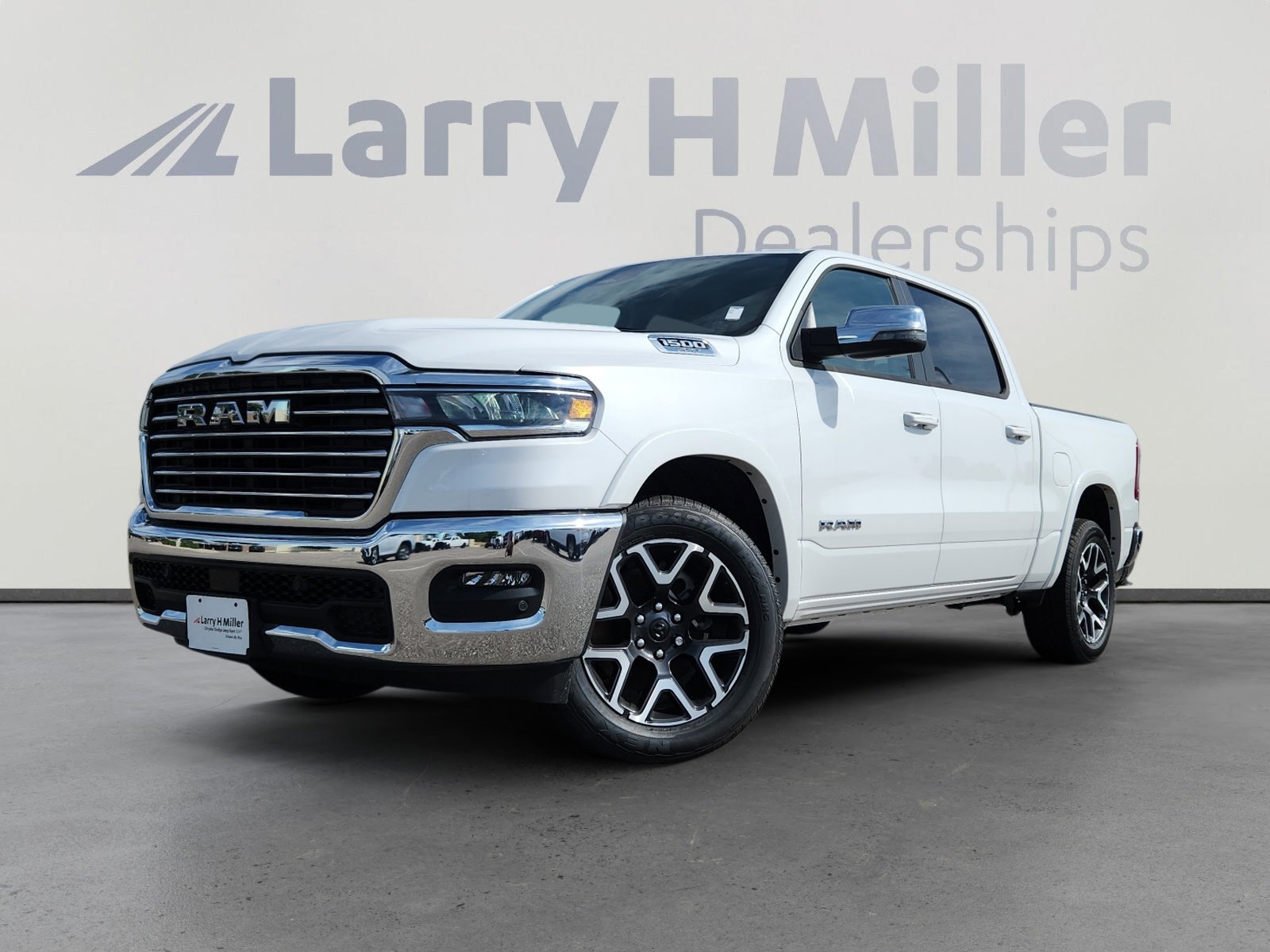 New 2025 RAM 1500 Laramie w/ Advanced Safety Group II