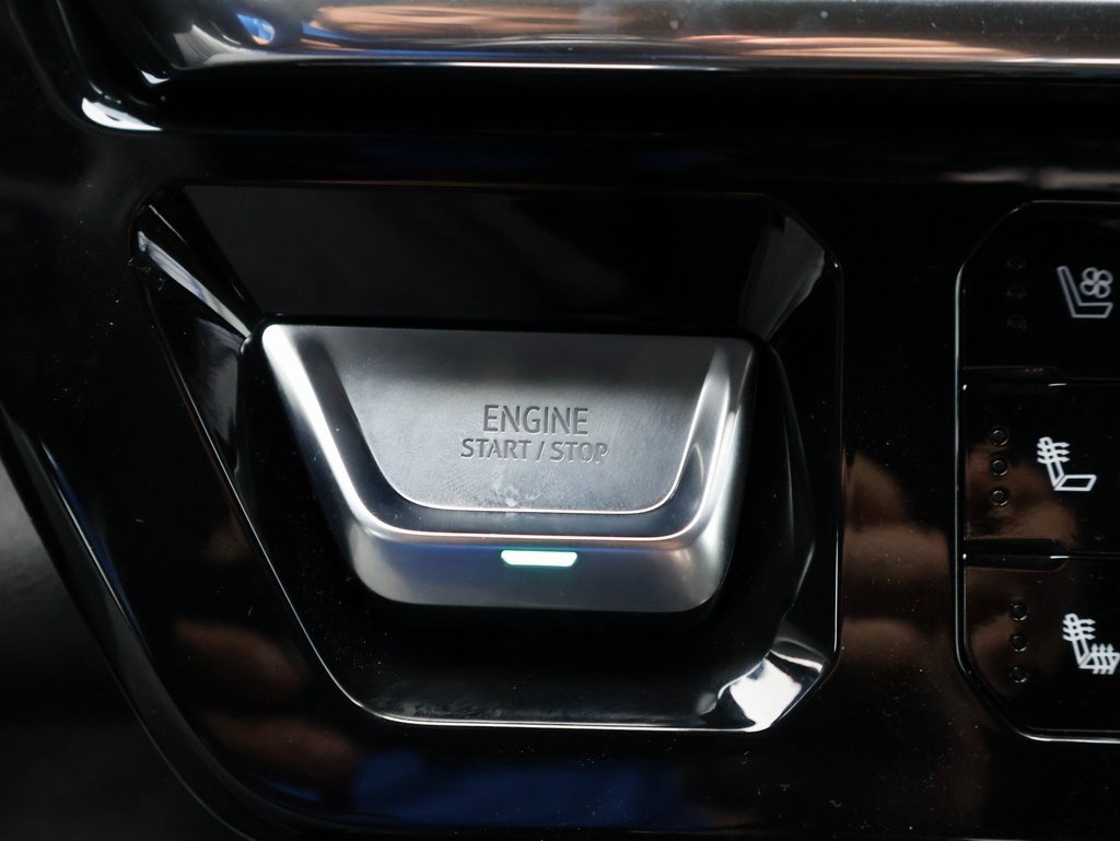 New 2025 GMC Sierra 2500 Denali w/ Denali Reserve Package image 23