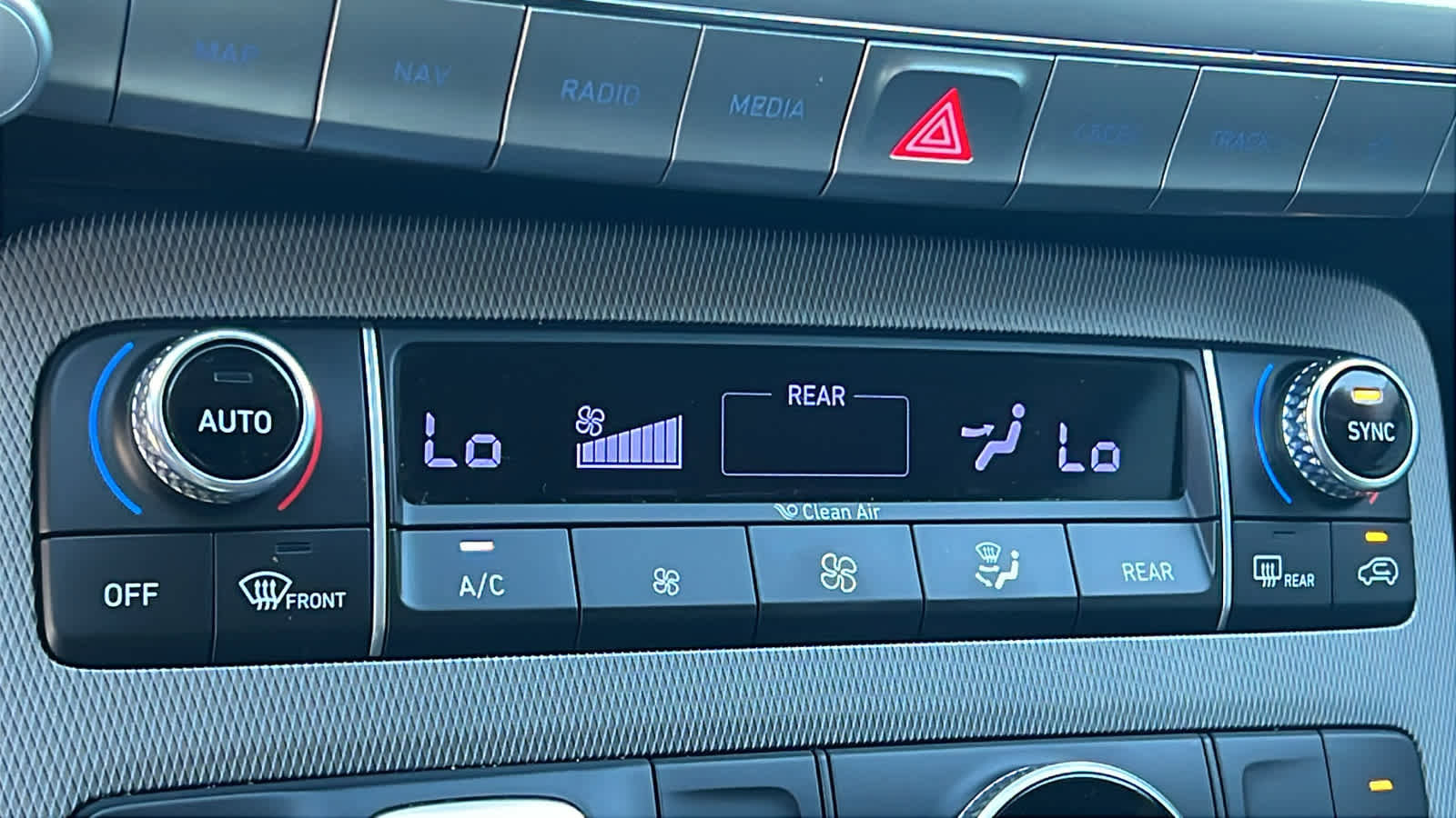 Used 2022 Hyundai Palisade SEL w/ Premium Package image 13