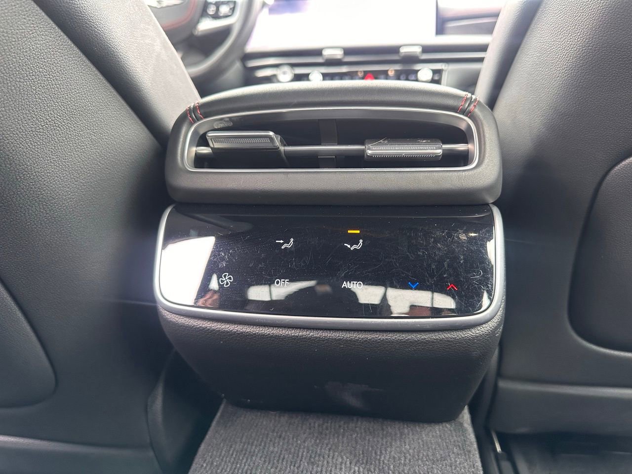 Used 2025 Genesis G80 3.5T Sport image 18