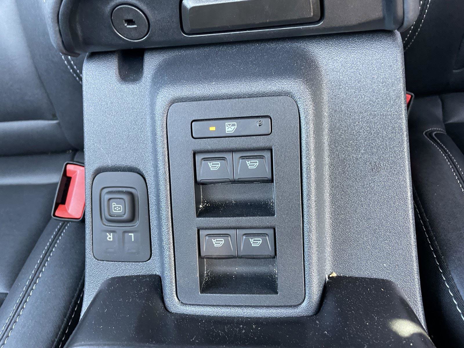 Used 2025 Ford Bronco Badlands image 20