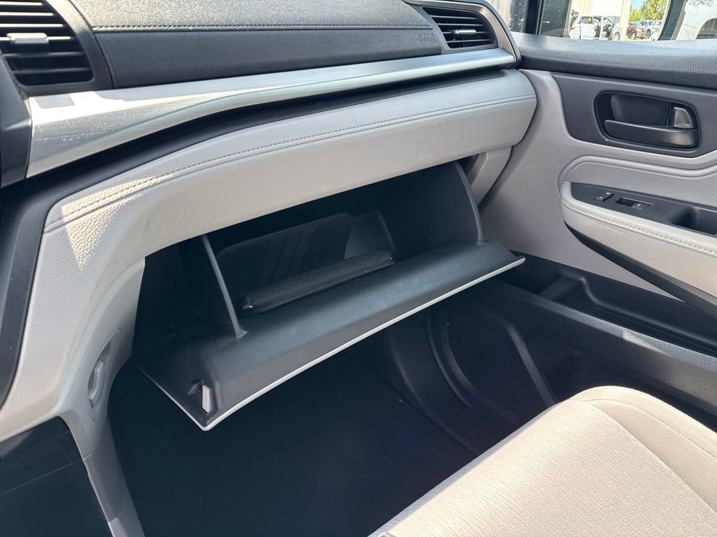 Used 2018 Honda Odyssey LX image 22