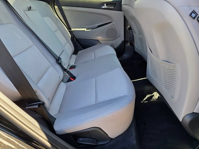 Used 2018 Hyundai Tucson SE FWD image 14