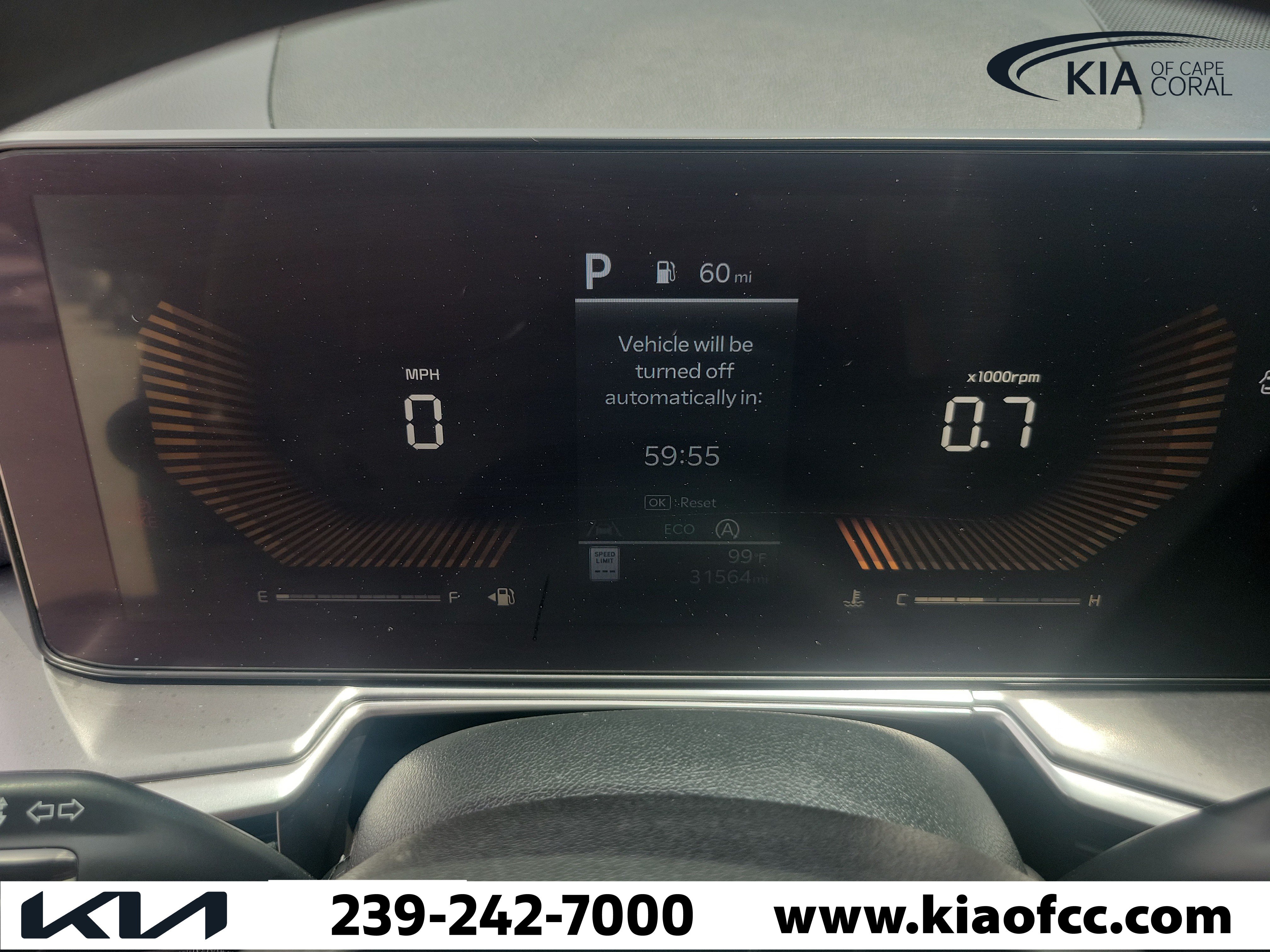 Certified 2025 Kia Sorento LX FWD image 28