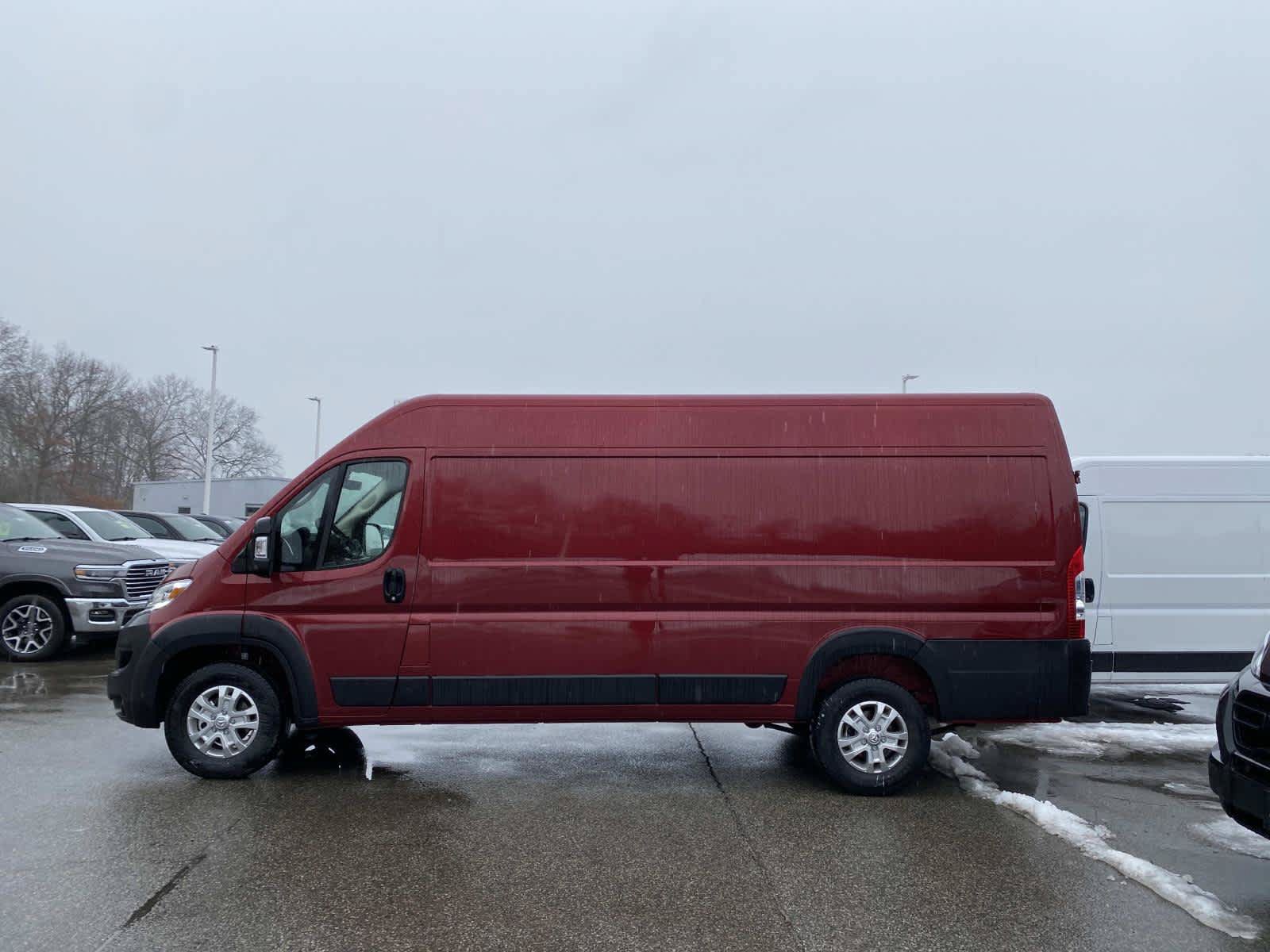 Used 2025 RAM ProMaster 3500 w/ Quick Order Package 22H SLT+ FWD image 7