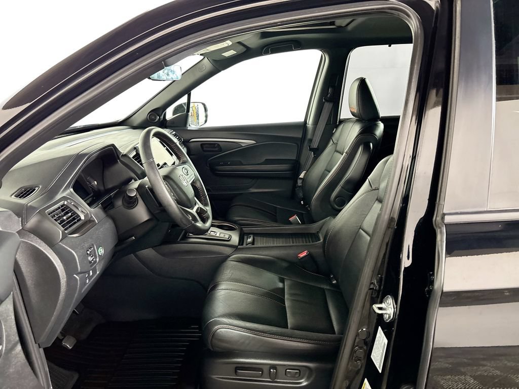 Certified 2022 Honda Passport TrailSport image 12