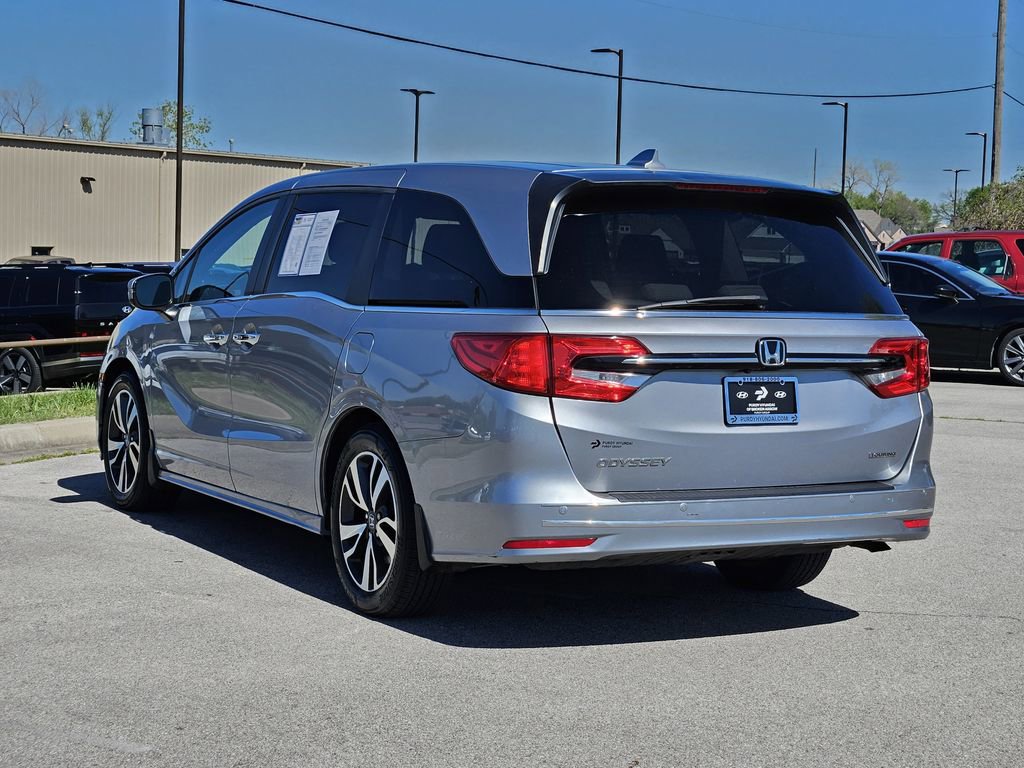 Used 2021 Honda Odyssey Touring image 3