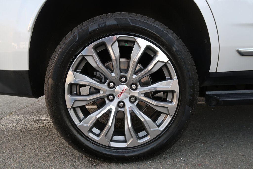Used 2021 GMC Yukon Denali w/ Denali Ultimate Package image 42