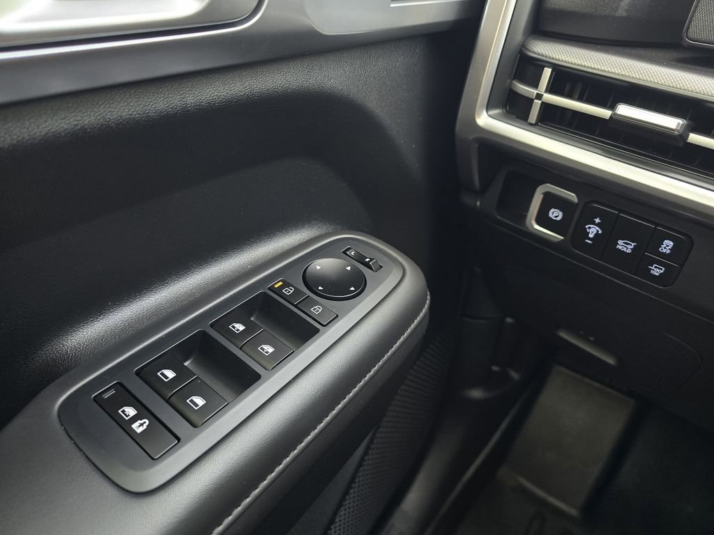 Used 2024 Hyundai Santa Fe XRT image 23